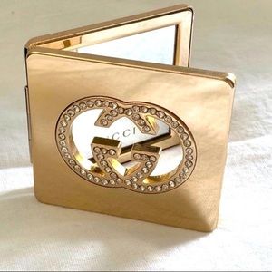 FREESHIP FGWP BNIBWT Gucci Diamond Compact Mirror